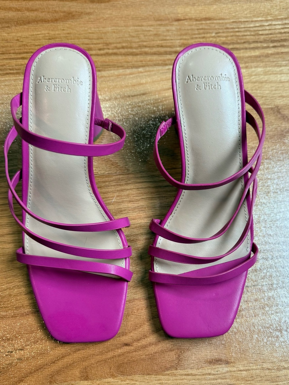 Abercrombie & Fitch Women's Fuchsia Strappy Kitten Heel Sandals